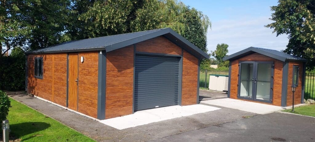 Shanette Gold Range Garage in Golden Oak